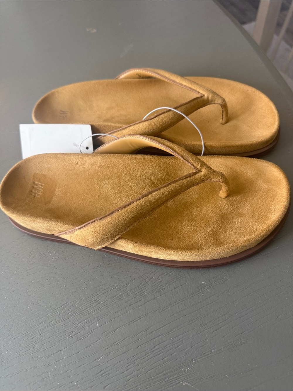 NWT H&M Tan Suede Thong Sandals 6 - Picture 3 of 3